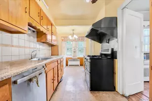 3236 Fish Ave, Bronx, NY 10469 - Photo 12