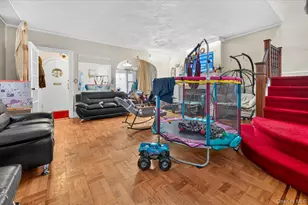 3236 Fish Ave, Bronx, NY 10469 - Photo 18