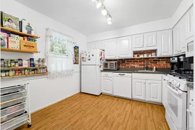 74 Bon Aire Circle #Q12, Suffern, NY 10901 - Photo 12
