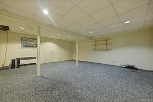 672 Westbury Ave, Westbury, NY 11590 - Photo 32