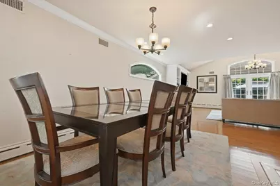 672 Westbury Avenue, Westbury, NY 11590 - Photo 8