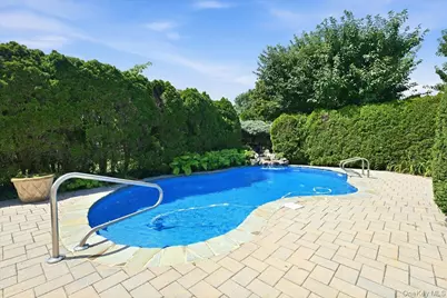 672 Westbury Avenue, Westbury, NY 11590 - Photo 38