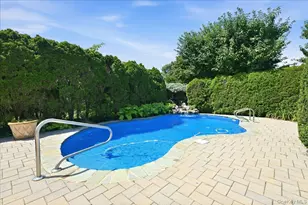 672 Westbury Ave, Westbury, NY 11590 - Photo 38
