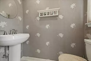 672 Westbury Ave, Westbury, NY 11590 - Photo 18