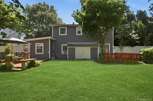 635 Whittier St, Westbury, NY 11590 - Photo 20