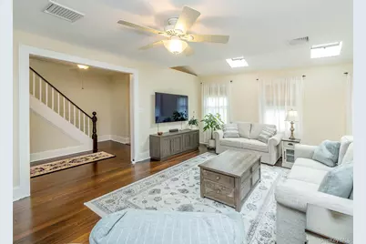 1 Raymond Street, Glen Cove, NY 11542 - Photo 4