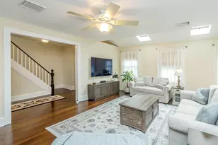 1 Raymond St, Glen Cove, NY 11542 - Photo 4