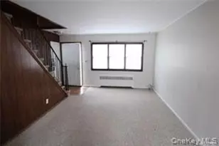 23 Jamaica Ave, Plainview, NY 11803 - Photo 6
