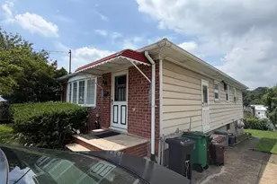 42-50 248th St, Little Neck, NY 11363 - Photo 2