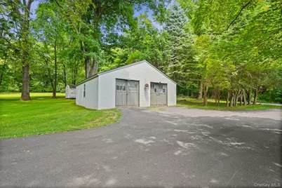2440 Saw Mill River Road, Yorktown Heights, NY 10598 - Photo 28