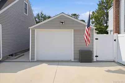 3956 Wicks Avenue, Seaford, NY 11783 - Photo 4