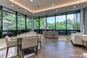 100 Hilton Ave, Garden City, NY 11530 - Photo 28