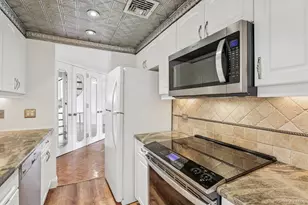 100 Hilton Ave, Garden City, NY 11530 - Photo 10