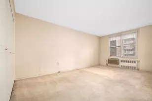 360 Westchester Ave, Port Chester, NY 10573 - Photo 12