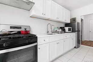 62-64 Saunders St, Rego Park, NY 11374 - Photo 6