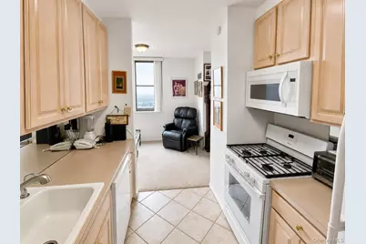 27110 Grand Central Parkway #24B, Floral Park, NY 11005 - Photo 8