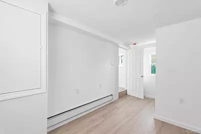 44 Broadway, Hamilton Beach, NY 11414 - Photo 20