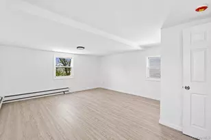 44 Broadway, Hamilton Beach, NY 11414 - Photo 16