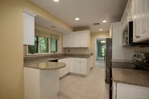 23 Evon Ct, Scarsdale, NY 10583 - Photo 12