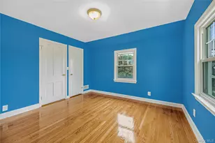 53 Holly St, Yonkers, NY 10704 - Photo 14