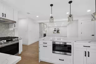 238 N Oak St, Massapequa, NY 11758 - Photo 18