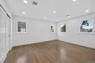 238 N Oak St, Massapequa, NY 11758 - Photo 32