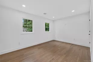 238 N Oak St, Massapequa, NY 11758 - Photo 34