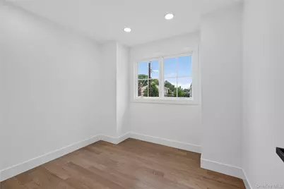 238 N Oak Street, Massapequa, NY 11758 - Photo 38