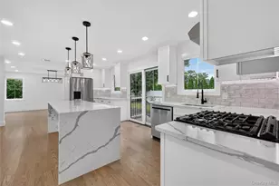 238 N Oak St, Massapequa, NY 11758 - Photo 20