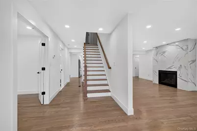 238 N Oak Street, Massapequa, NY 11758 - Photo 10