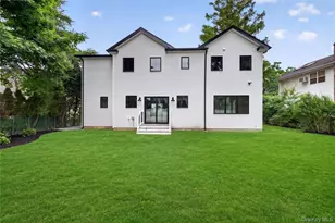 238 N Oak St, Massapequa, NY 11758 - Photo 6