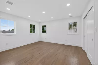 238 N Oak Street, Massapequa, NY 11758 - Photo 30
