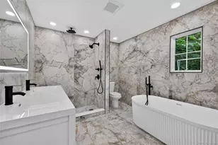 238 N Oak St, Massapequa, NY 11758 - Photo 40