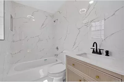 139 Miller Avenue, Amityville, NY 11701 - Photo 24