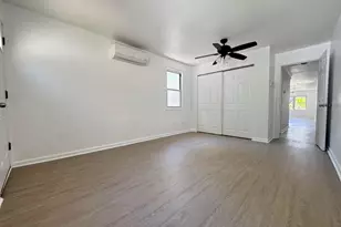 42-05 249th St, Little Neck, NY 11363 - Photo 20