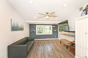 33 Robin Rd, Rocky Point, NY 11778 - Photo 6