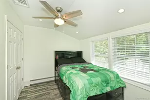33 Robin Rd, Rocky Point, NY 11778 - Photo 10