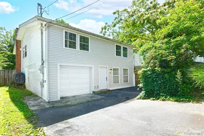 33 Robin Road, Rocky Point, NY 11778 - Photo 14