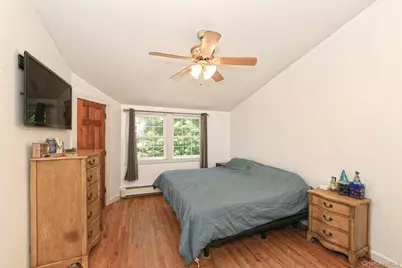 33 Robin Road, Rocky Point, NY 11778 - Photo 8