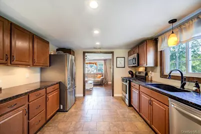63 Martin Road, Pleasant Valley, NY 12569 - Photo 4