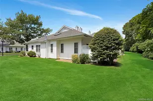 42 Oyster Cove Ln, Blue Point, NY 11715 - Photo 18