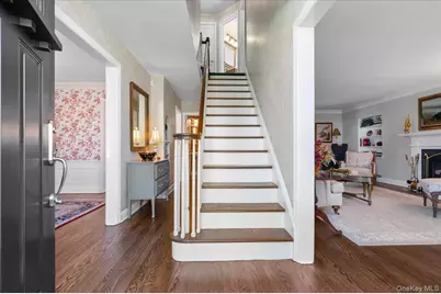 96 Huntington Road, Garden City, NY 11530 - Photo 2