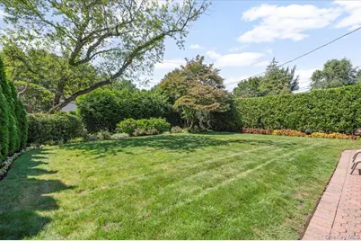 96 Huntington Road, Garden City, NY 11530 - Photo 26