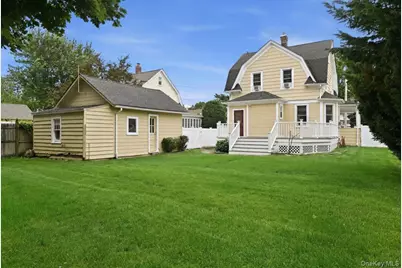 991 Cottage Place, Baldwin, NY 11510 - Photo 32