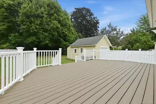 991 Cottage Pl, Baldwin, NY 11510 - Photo 24