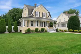 991 Cottage Pl, Baldwin, NY 11510 - Photo 2