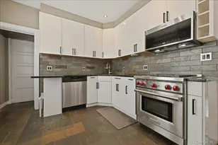 991 Cottage Pl, Baldwin, NY 11510 - Photo 12