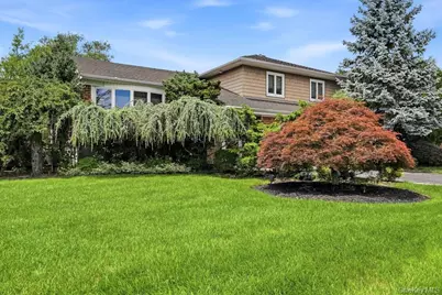 30 Harriet Drive, Syosset, NY 11791 - Photo 1
