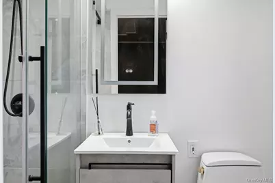 30 Harriet Drive, Syosset, NY 11791 - Photo 16