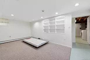 30 Harriet Dr, Syosset, NY 11791 - Photo 20